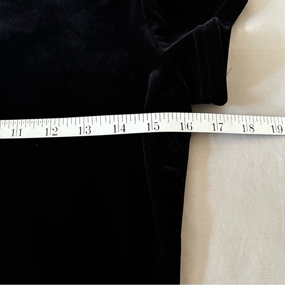 TADASHI SHOJI Vintage Black Velvet and Taffeta Gown - Picture 13 of 15